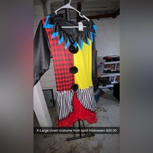 X large Halloween costume from spirit halloween